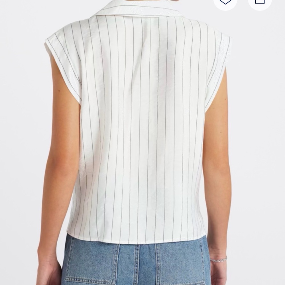 Nine Britton White Pinstripe Sleeveless Blouse - Picture 3 of 6
